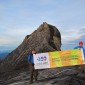 roz mt kinabalu .... and at the top of Mount Kinabalu, southeast Asia's highest mountain
