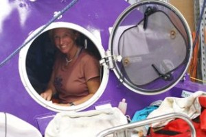 roz in cabin